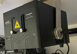 Laser hängend